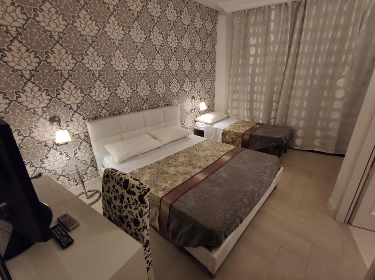 Sami Luxury Rooms 3 8 0 7 9 4 9 2 5 3 Syracuse Bagian luar foto